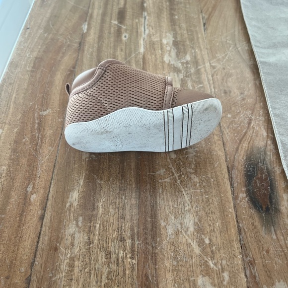 Stone toddler shoes GUC size 18-24 mos - Picture 3 of 3